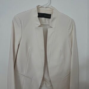 Zara Cream Blazer Modern Collarless Design